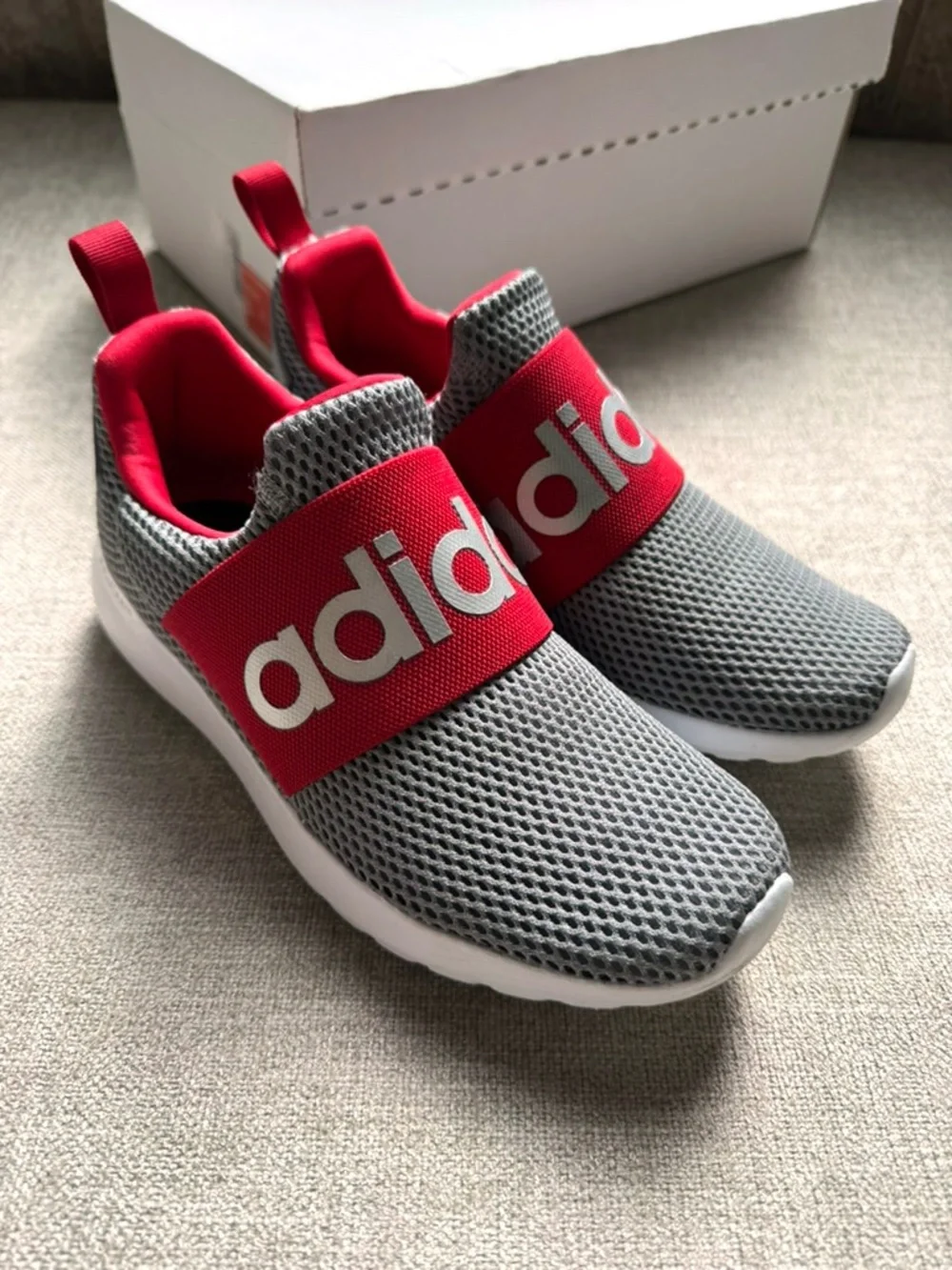 Boys Adidas Cloudform Slip on Athletic Shoes Size 4